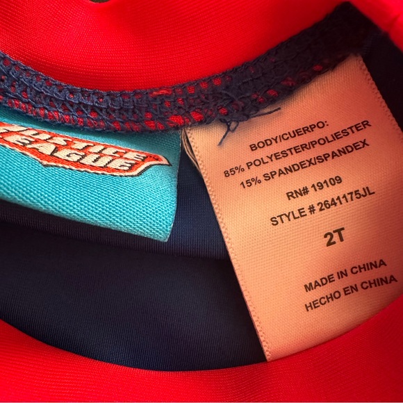 Justice League Toddler Rash Guard - Picture 4 of 4